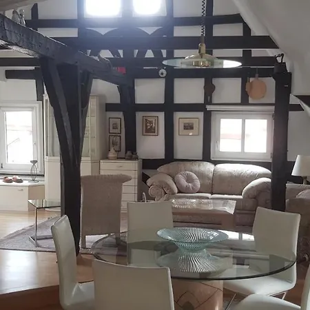 Penthouse Im Historischen Fachwerkhaus Mit Grosser Dachterrasse An Zentralster Lage * Boppard